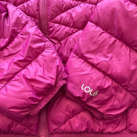 Lole Hooded Light Weight Packable Jacket, with Pouch - Picture 6 of 9
